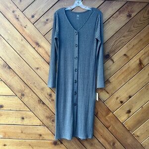 SO GREY RIBBED V NECK MIDI KNIT DRESS SIZE LARGE NEW